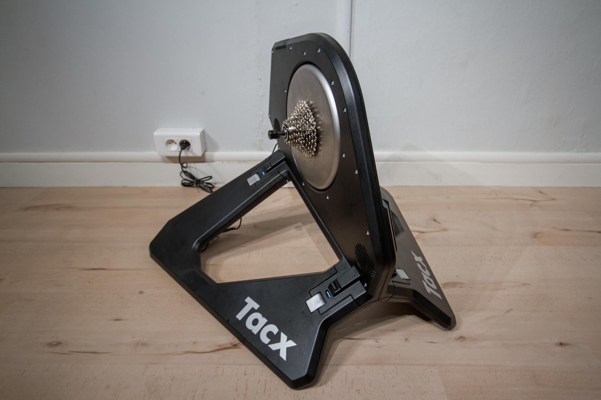 Dan Comorama Aan het liegen The Tacx NEO Smart Trainer: Everything you ever wanted to know | DC  Rainmaker