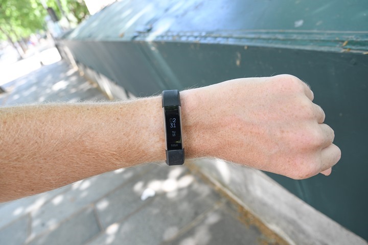 Fitbit-Alta-HR-Default-Display