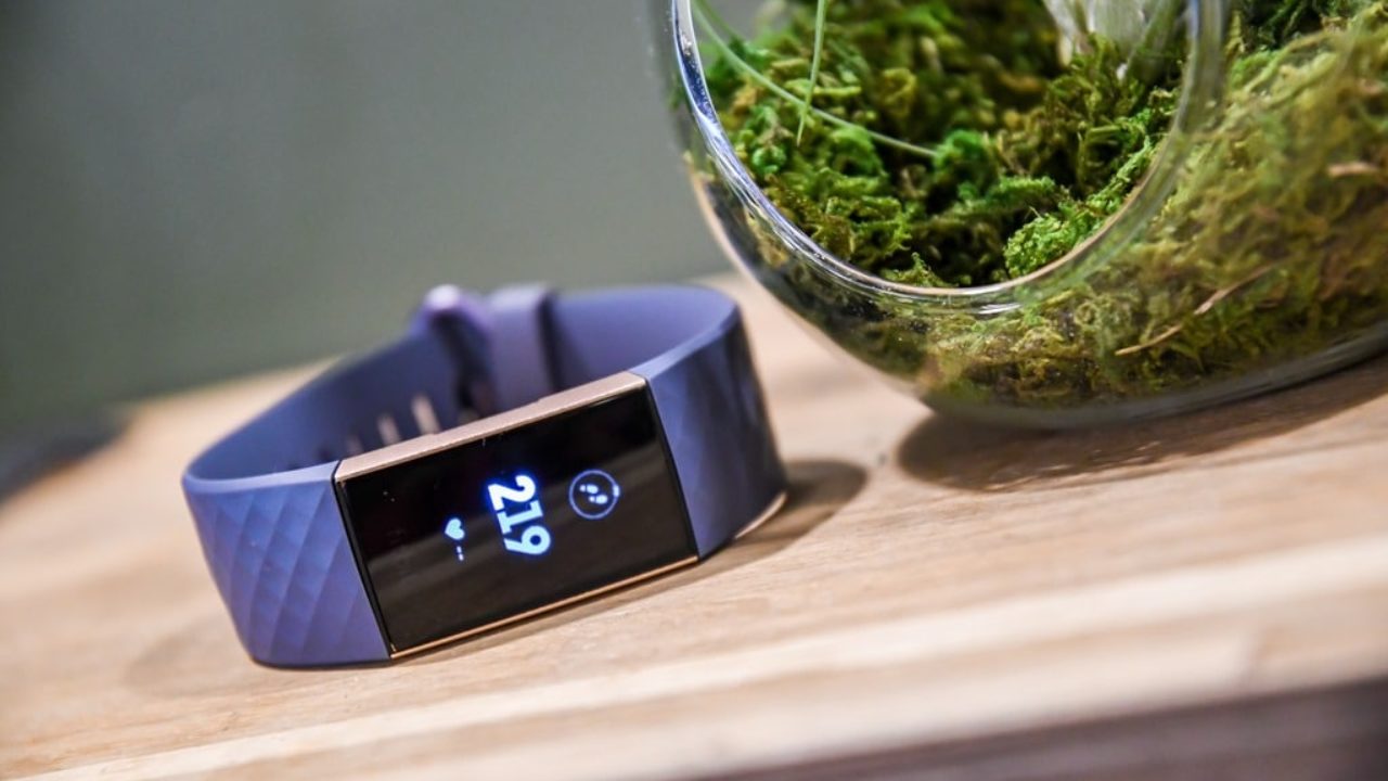how to find a lost fitbit charge 3